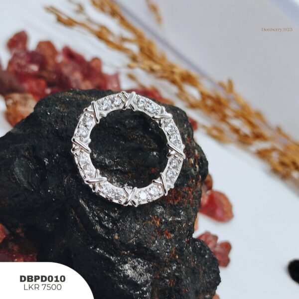 Design stone circle